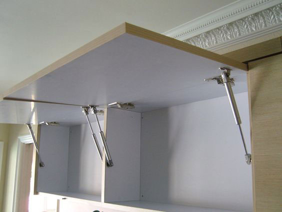 caravan cupboard struts